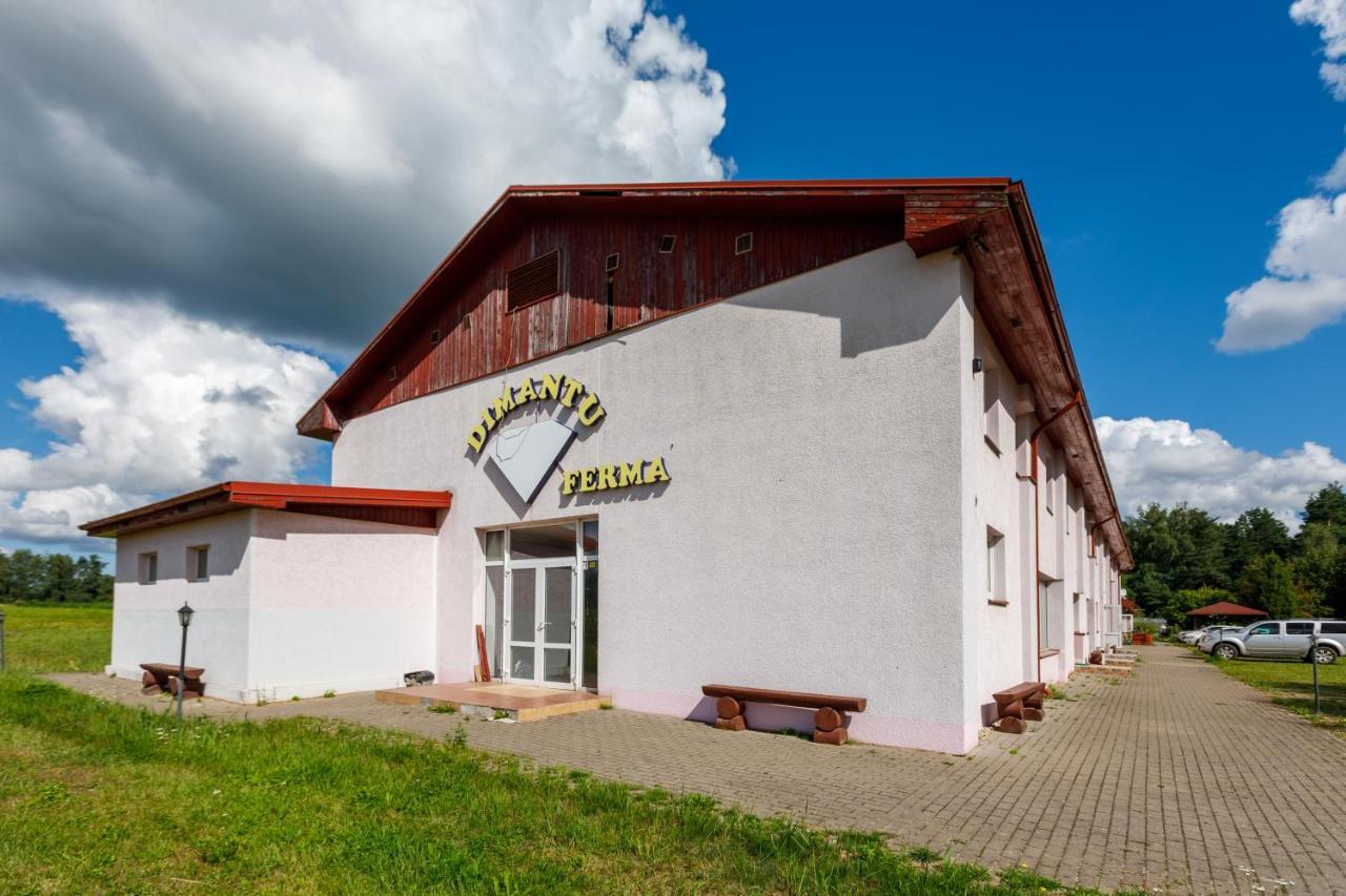 Hotel Viesu Nams “Dimantu Ferma” Ikšķile Exterior foto